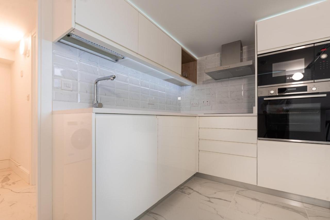 Beachfront Maisonette Gibilterra Esterno foto