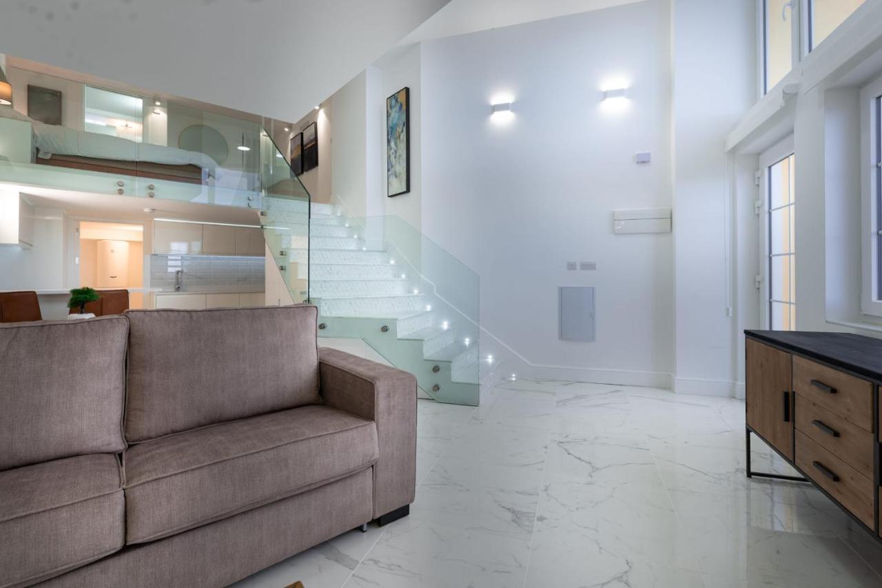 Beachfront Maisonette Gibilterra Esterno foto
