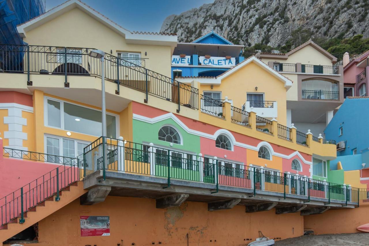 Beachfront Maisonette Gibilterra Esterno foto