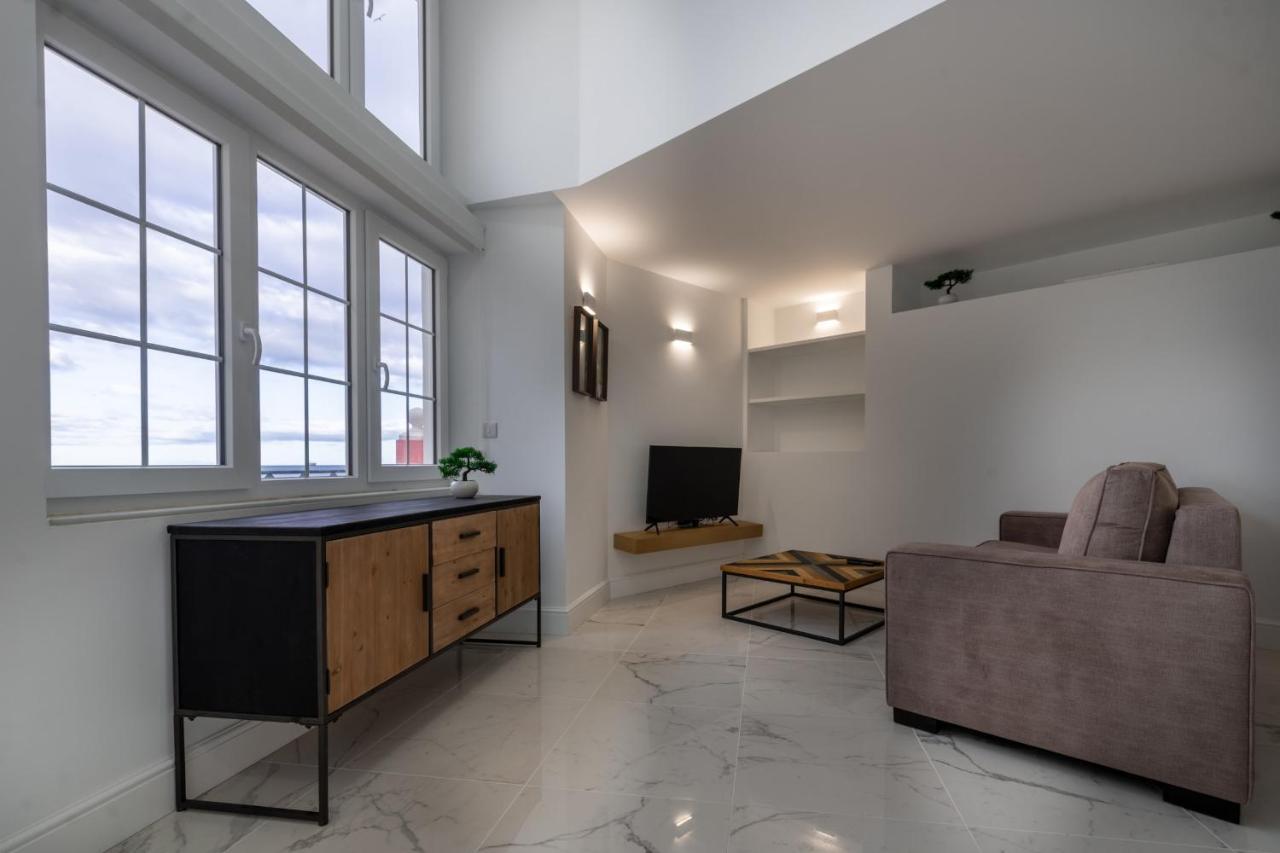 Beachfront Maisonette Gibilterra Esterno foto